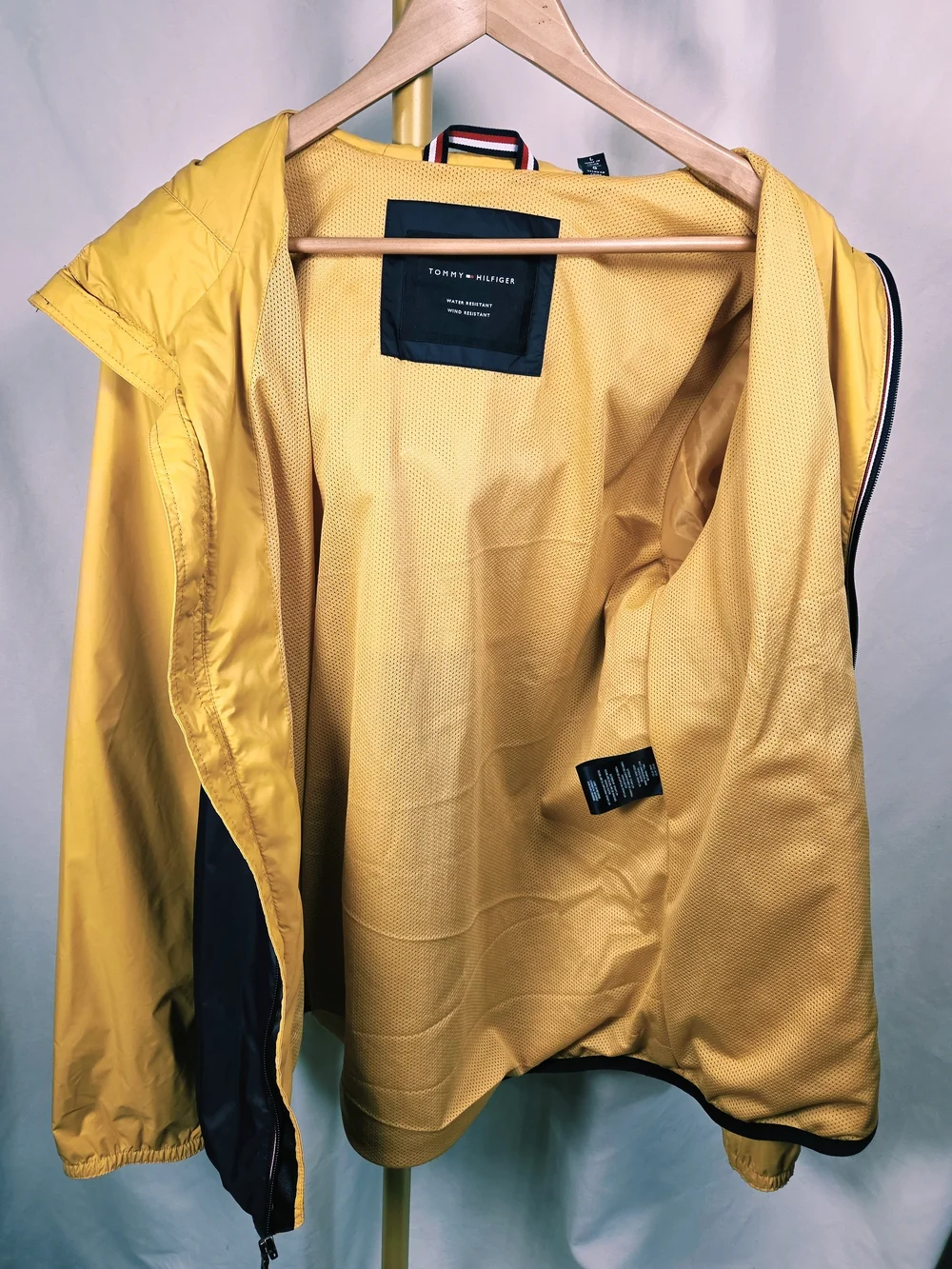 Tommy Hilfiger Men’s Two-Tone Hooded Windbreaker Jacket in Yellow/Navy